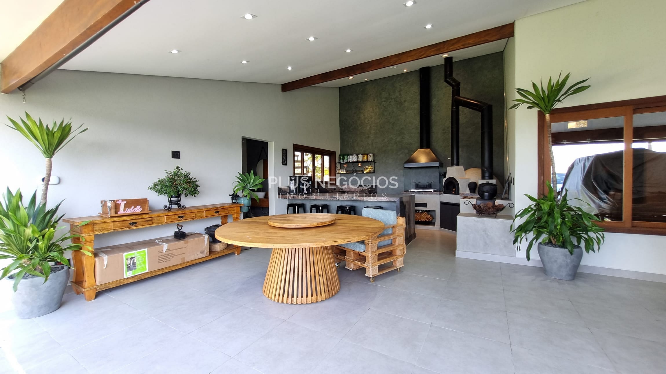 Casa à venda com 3 quartos, 323m² - Foto 5