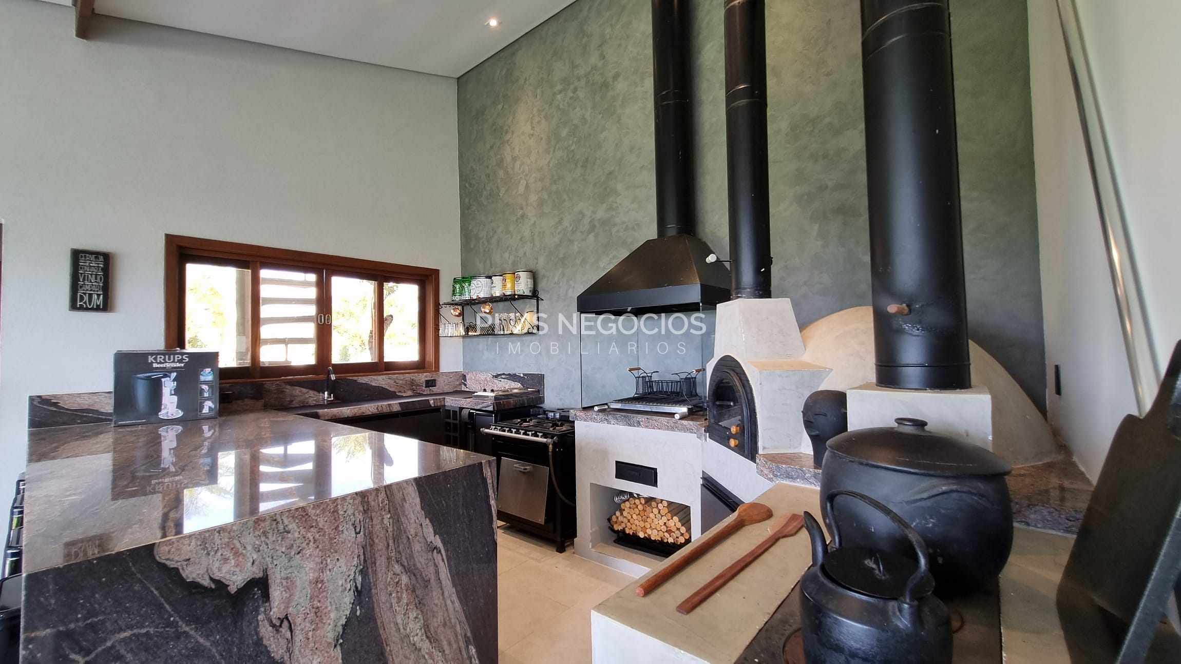 Casa à venda com 3 quartos, 323m² - Foto 8