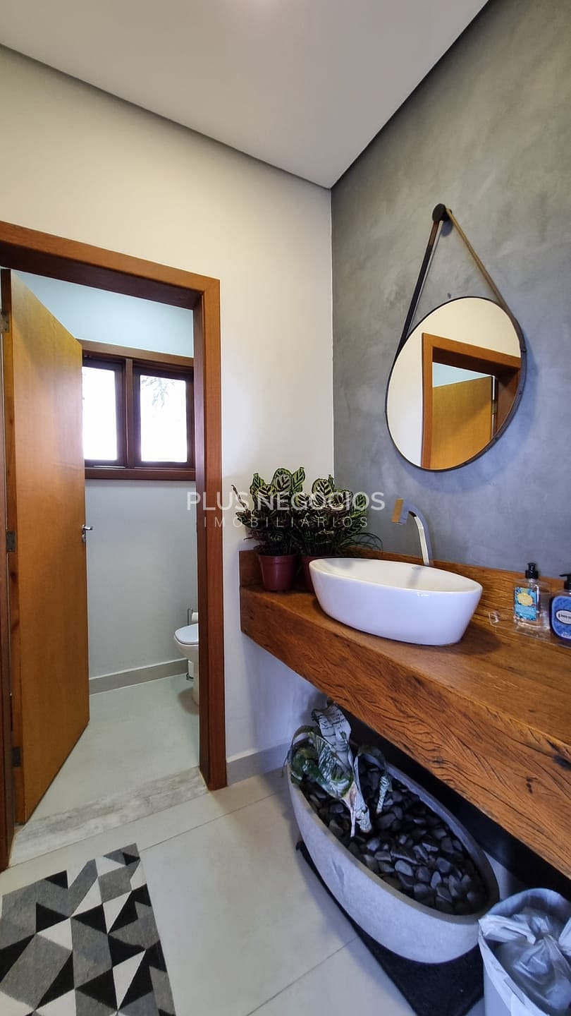 Casa à venda com 3 quartos, 323m² - Foto 9