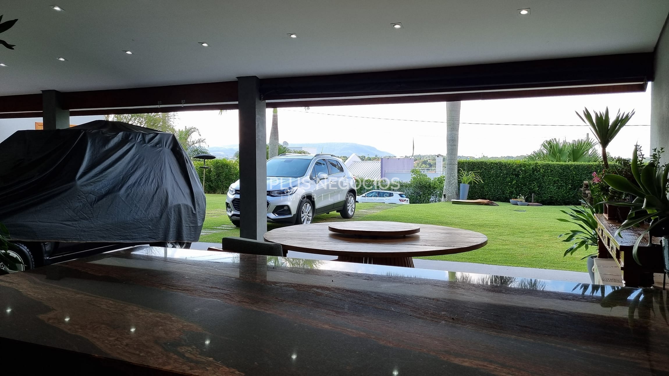 Casa à venda com 3 quartos, 323m² - Foto 11