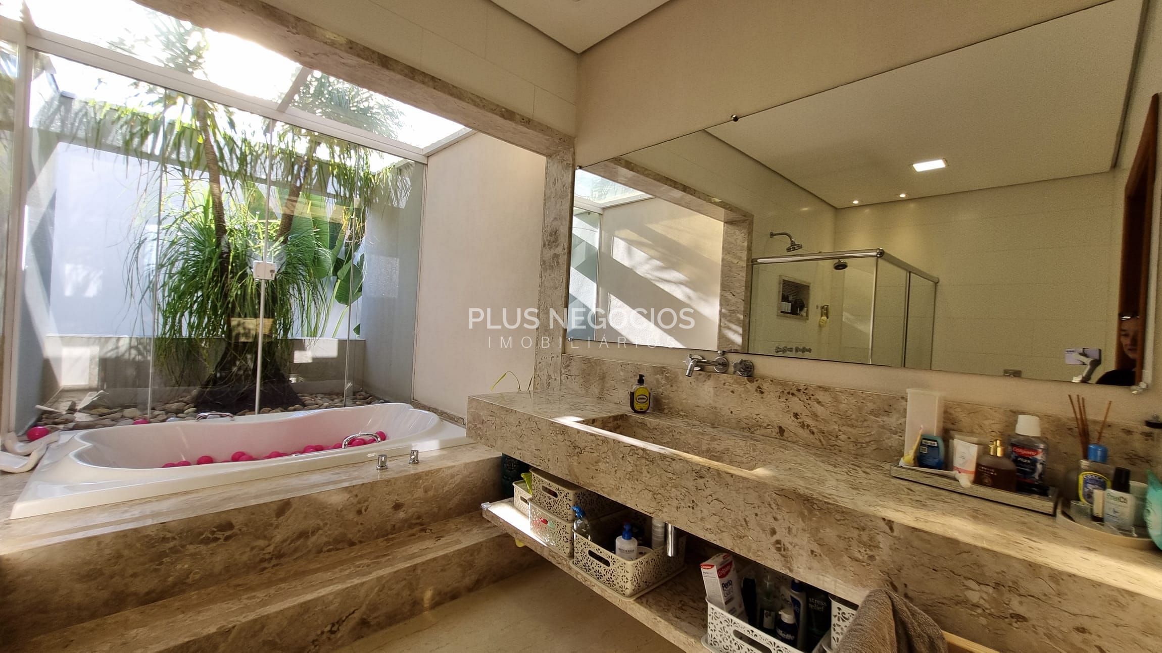 Casa à venda com 3 quartos, 323m² - Foto 26