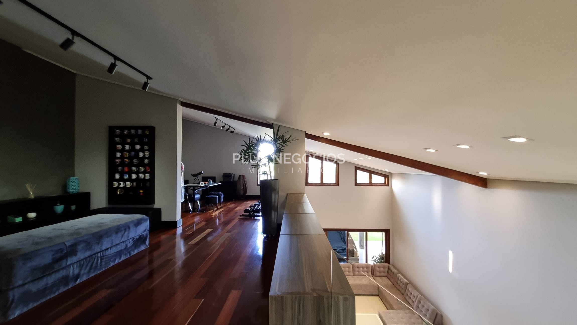 Casa à venda com 3 quartos, 323m² - Foto 55