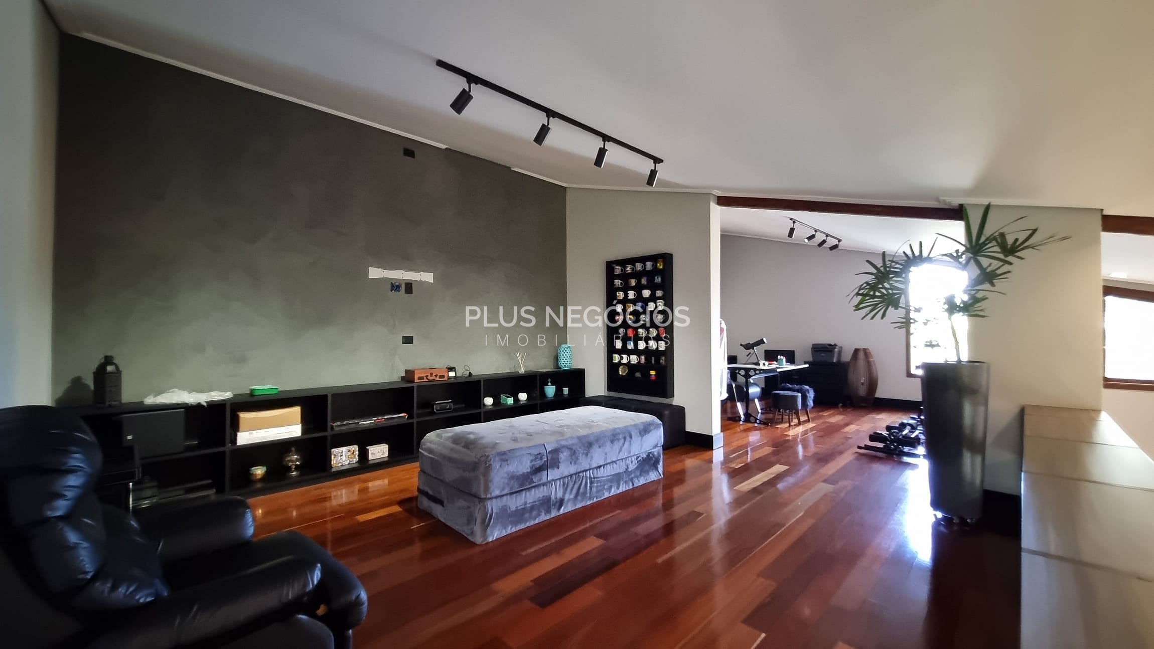 Casa à venda com 3 quartos, 323m² - Foto 56