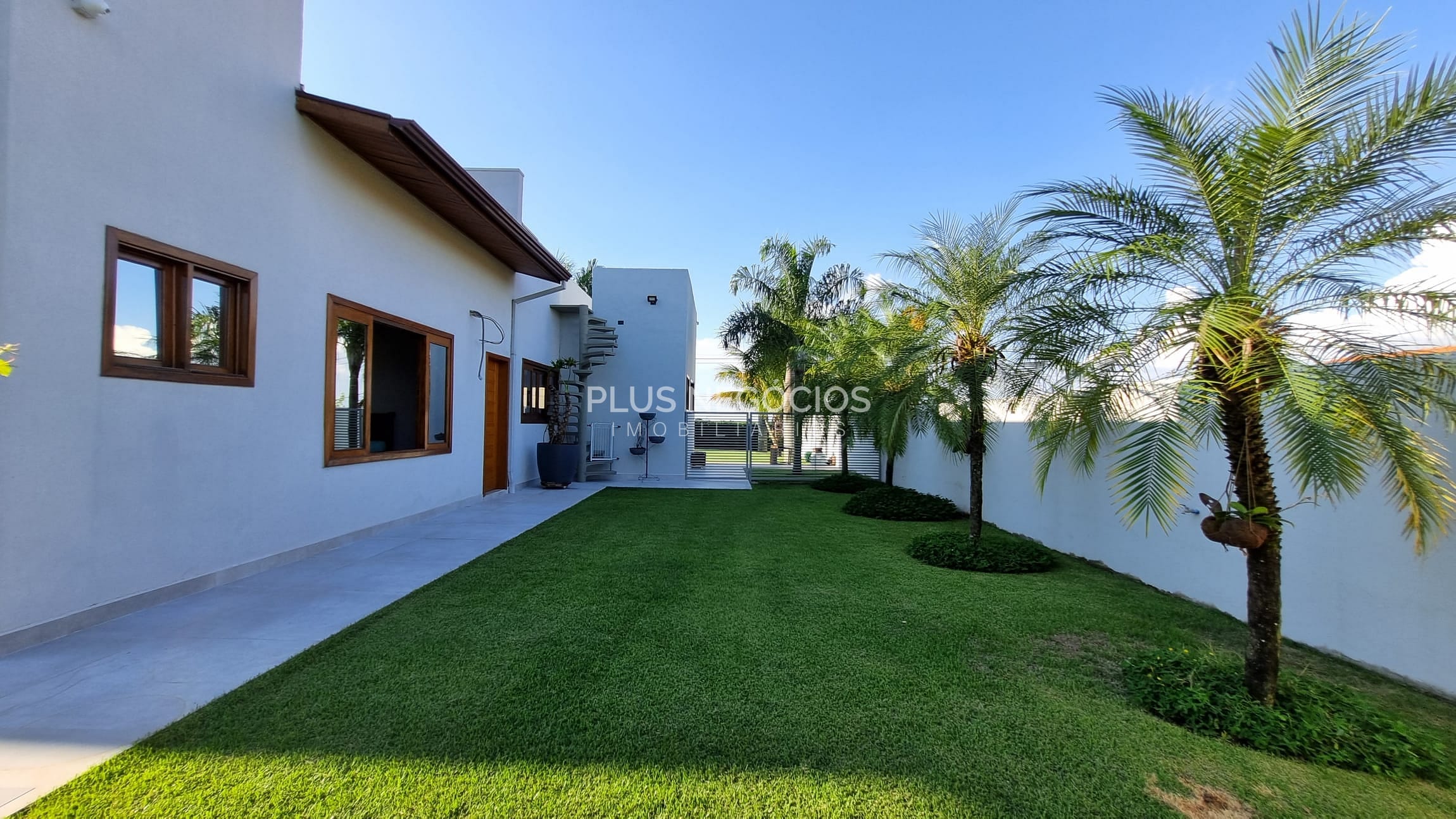 Casa à venda com 3 quartos, 323m² - Foto 61