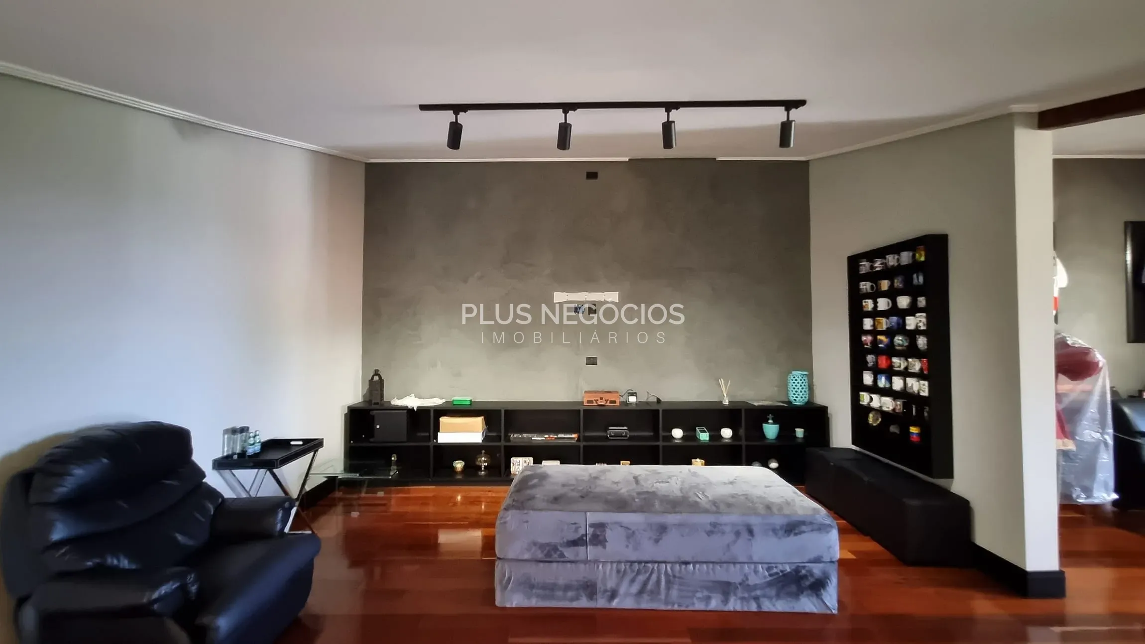 Casa, 3 quartos, 323 m² - Foto 57