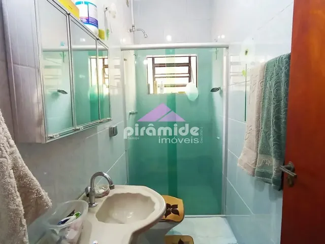 Casa com 10m² 3 quartos e 3 banheiros, à venda, no bairro Jardim Estoril em São José Dos Campos