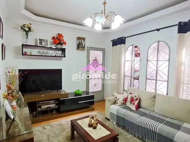Casa com 10m² 3 quartos e 3 banheiros, à venda, no bairro Jardim Estoril em São José Dos Campos