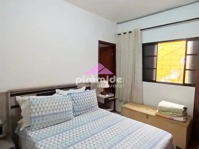 Casa com 10m² 3 quartos e 3 banheiros, à venda, no bairro Jardim Estoril em São José Dos Campos