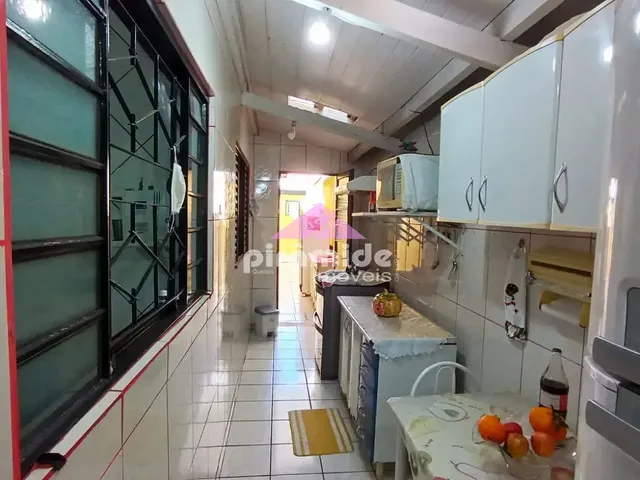 Casa com 10m² 3 quartos e 3 banheiros, à venda, no bairro Jardim Estoril em São José Dos Campos