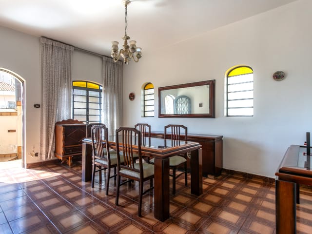 Casa com 249m² 3 quartos e 2 banheiros, à venda, no bairro Vila Inglesa em São Paulo