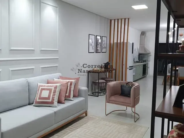 Casa com 212m² 4 quartos e 2 banheiros, à venda, no bairro Jardim Jacinto em Jacareí