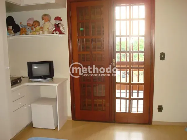 Casa com 311m² 3 quartos e 3 banheiros, à venda, no bairro Vila Nogueira em Campinas