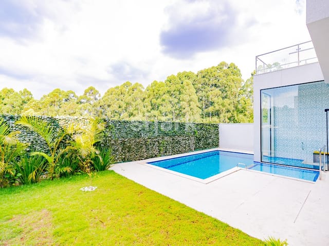 Casa com 420m² 4 quartos e 6 banheiros, à venda, no bairro Alphaville em Barueri