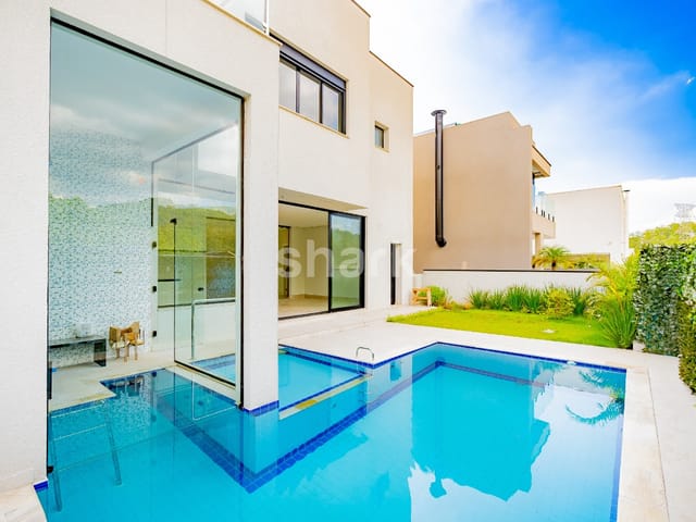 Casa com 420m² 4 quartos e 6 banheiros, à venda, no bairro Alphaville em Barueri
