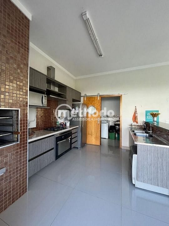 Casa, 3 quartos, 222 m² - Foto 6