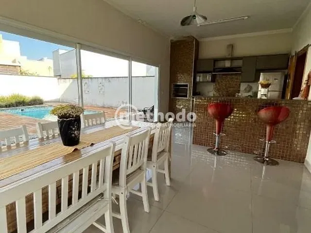 Casa com 420m² 3 quartos e 4 banheiros, à venda, no bairro Boa Esperança em Paulínia