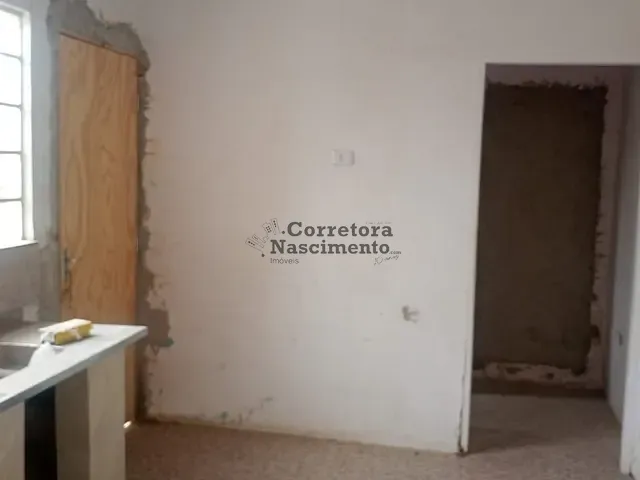 Casa com 150m² 3 quartos e 2 banheiros, à venda, no bairro Jardim Santa Maria em Jacareí