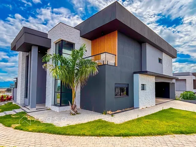 Casa com 428m² 3 quartos e 5 banheiros, à venda, no bairro Santa Mônica em Caçapava