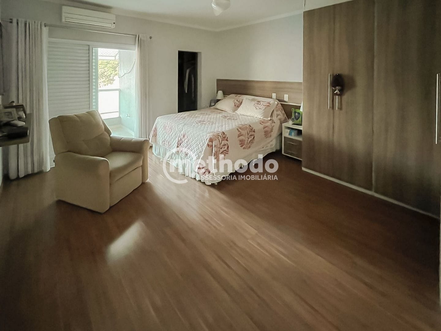 Casa, 20 quartos, 250 m² - Foto 23