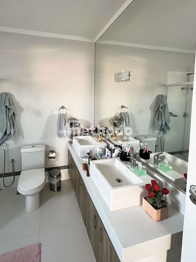 Casa, 20 quartos, 250 m² - Foto 29