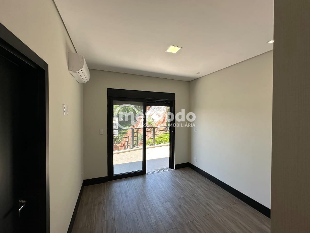 Casa, 4 quartos, 288 m² - Foto 50