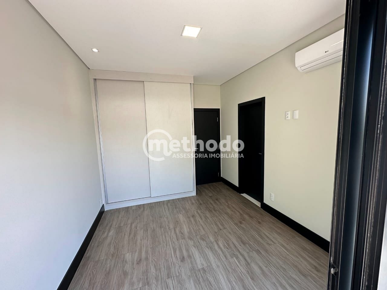 Casa, 4 quartos, 288 m² - Foto 7