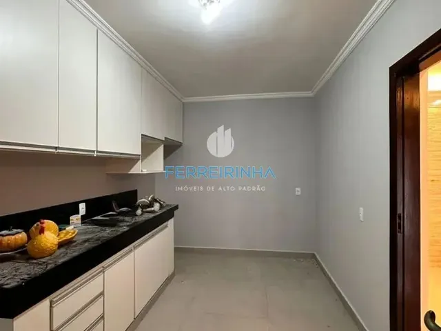 Casa com 252m² 3 quartos e 3 banheiros, para alugar, no bairro Urbanova em São José Dos Campos