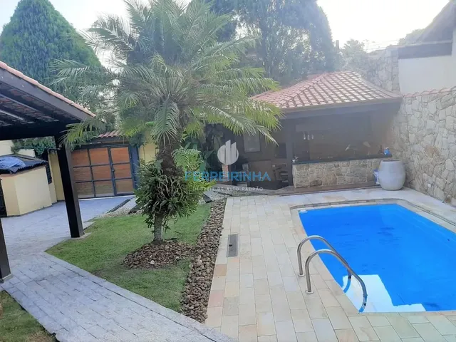 Casa com 252m² 3 quartos e 3 banheiros, para alugar, no bairro Urbanova em São José Dos Campos