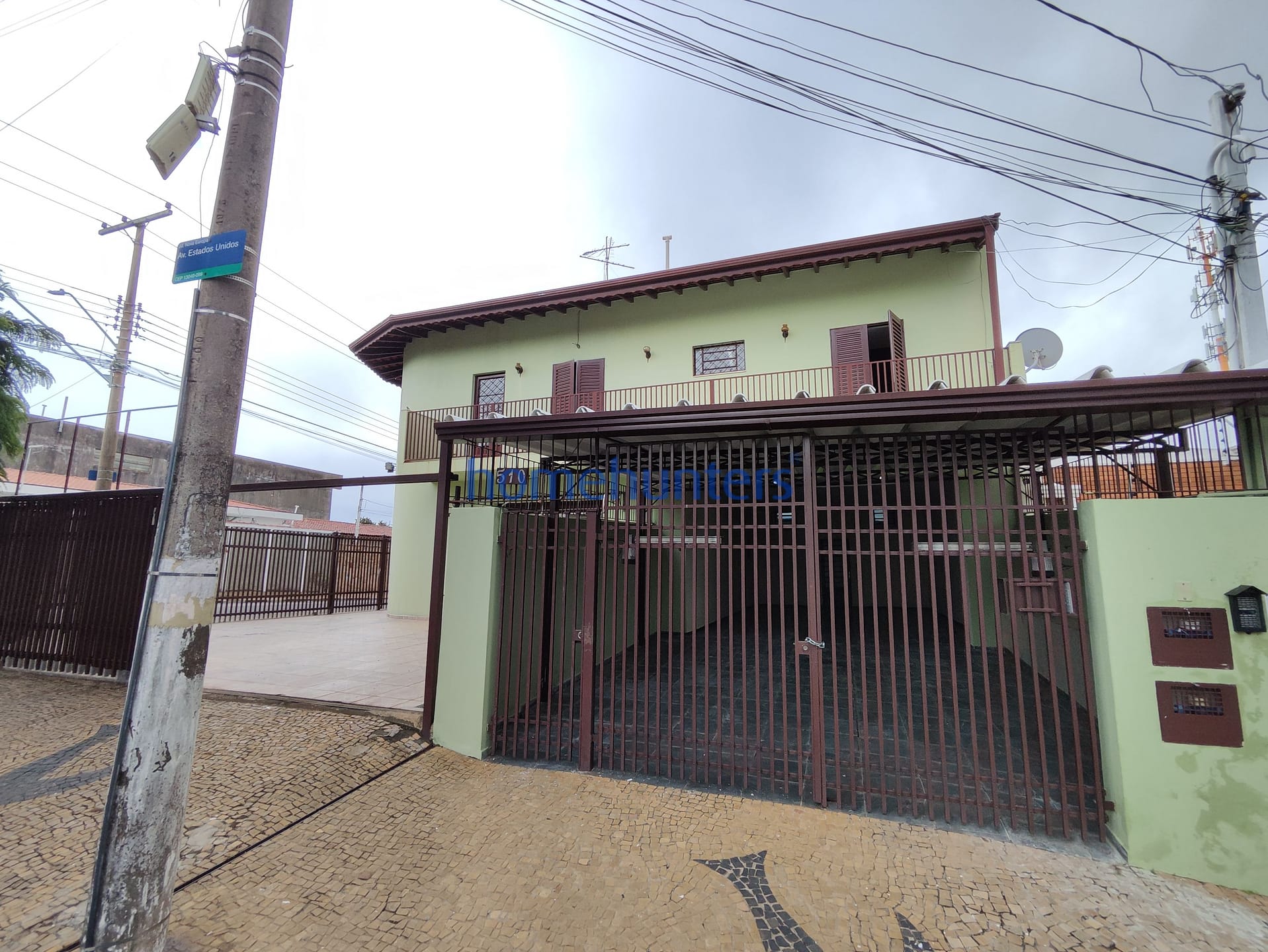 Casa, 3 quartos, 304 m² - Foto 1