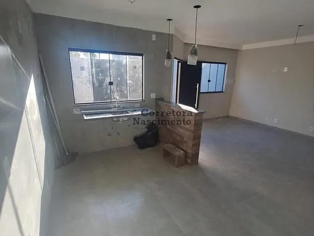 Casa 2 quartos e 2 banheiros, à venda ou para alugar, no bairro Residencial Dunamis em São José dos Campos