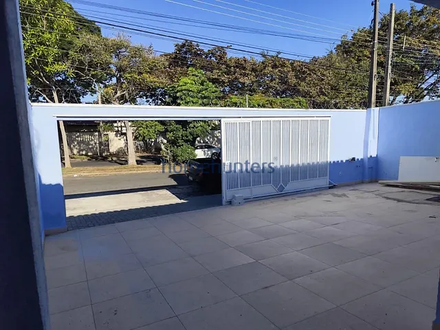 Casa com 250m² 3 quartos e 2 banheiros, à venda, no bairro Jardim Eulina em Campinas