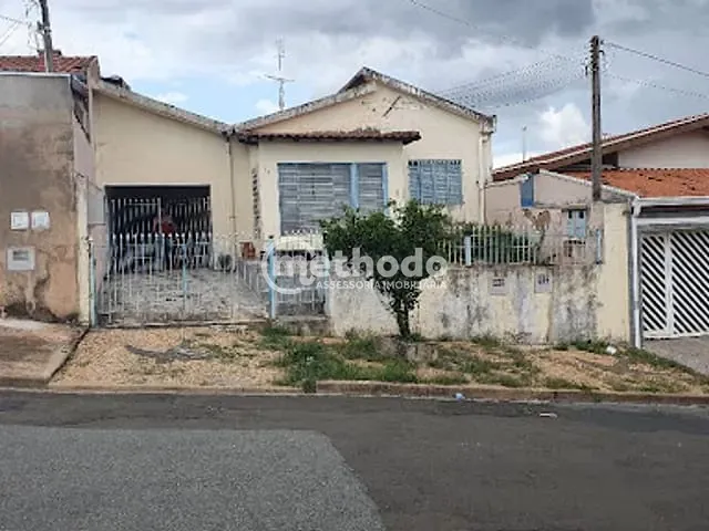 Casa com 300m² 2 quartos e 1 banheiro, à venda, no bairro Cidade Jardim em Campinas