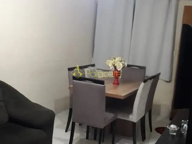 Casa com 231m² 3 quartos e 1 banheiro, à venda, no bairro Parque Califórnia em Jacareí