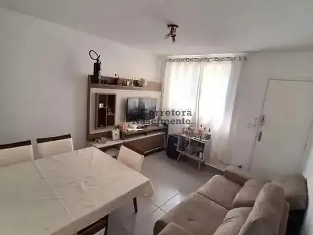 Casa 2 quartos e 1 banheiro, à venda, no bairro Jardim Satélite em São José dos Campos
