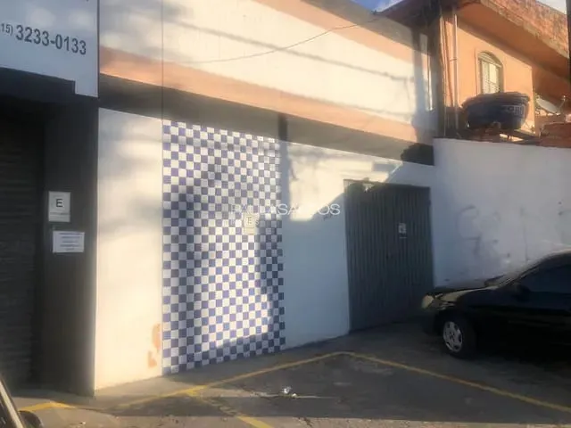 Casa com 250m² 2 quartos e 3 banheiros, à venda, no bairro Parque Vitória Régia em Sorocaba