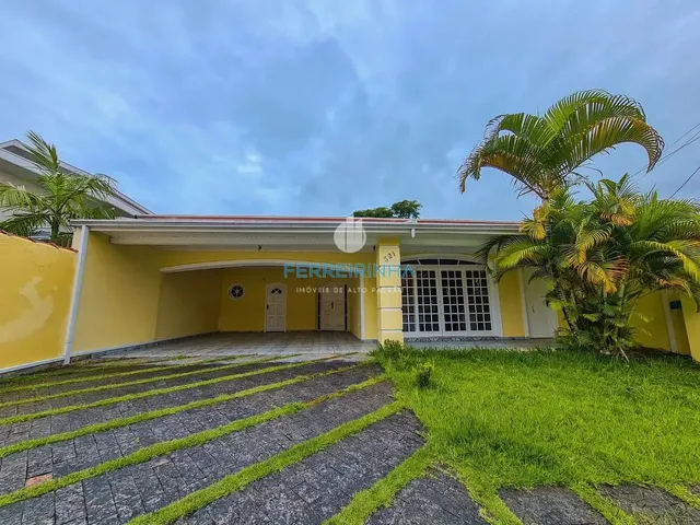 Casa com 325m² 4 quartos e 5 banheiros, para alugar, no bairro Urbanova em São José Dos Campos