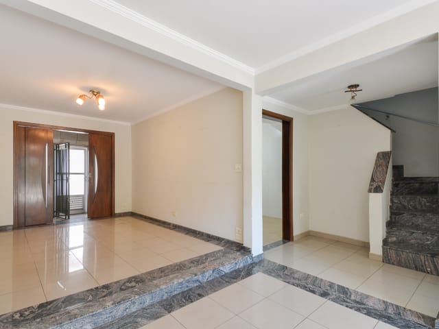 Casa com 185m² 3 quartos e 4 banheiros, à venda, no bairro Vila Monumento em São Paulo