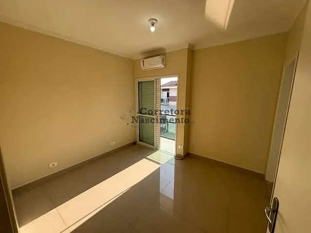 Casa com 105m² 3 quartos e 2 banheiros, à venda, no bairro Jardim Santa Maria em Jacareí