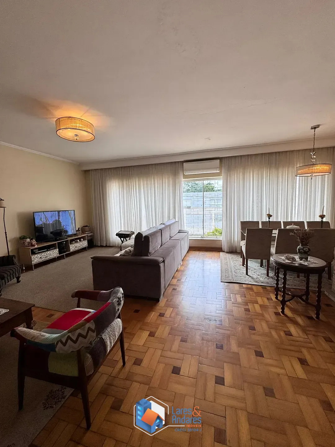 Casa, 3 quartos, 325 m² - Foto 1