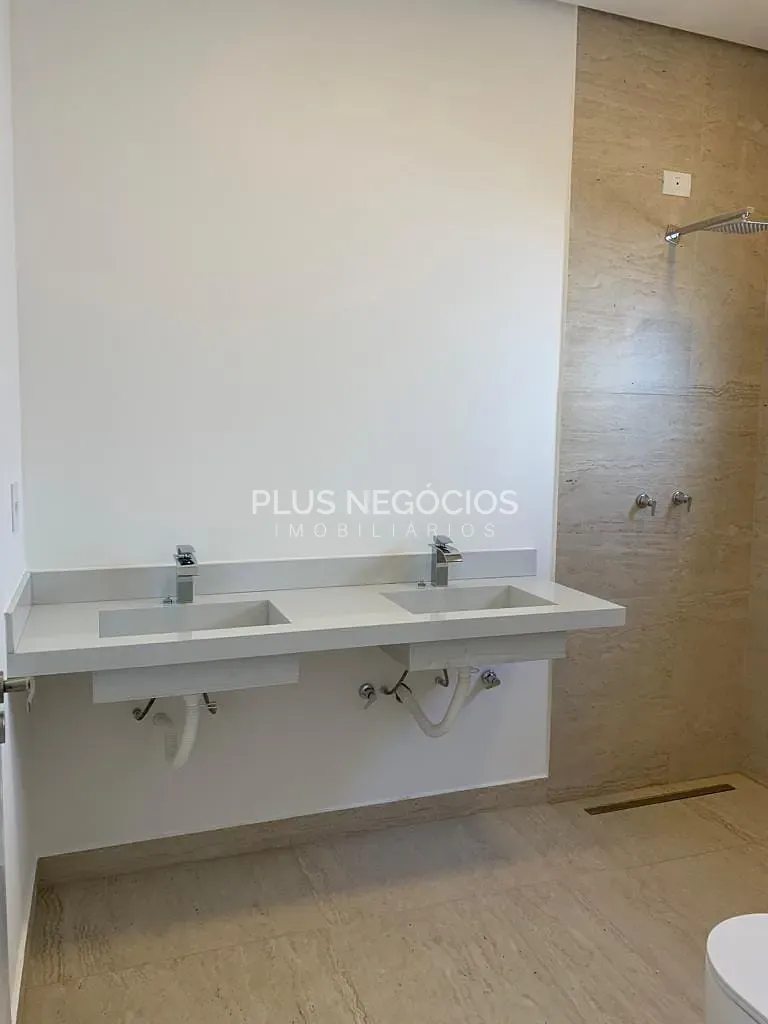 Casa, 3 quartos, 244 m² - Foto 25