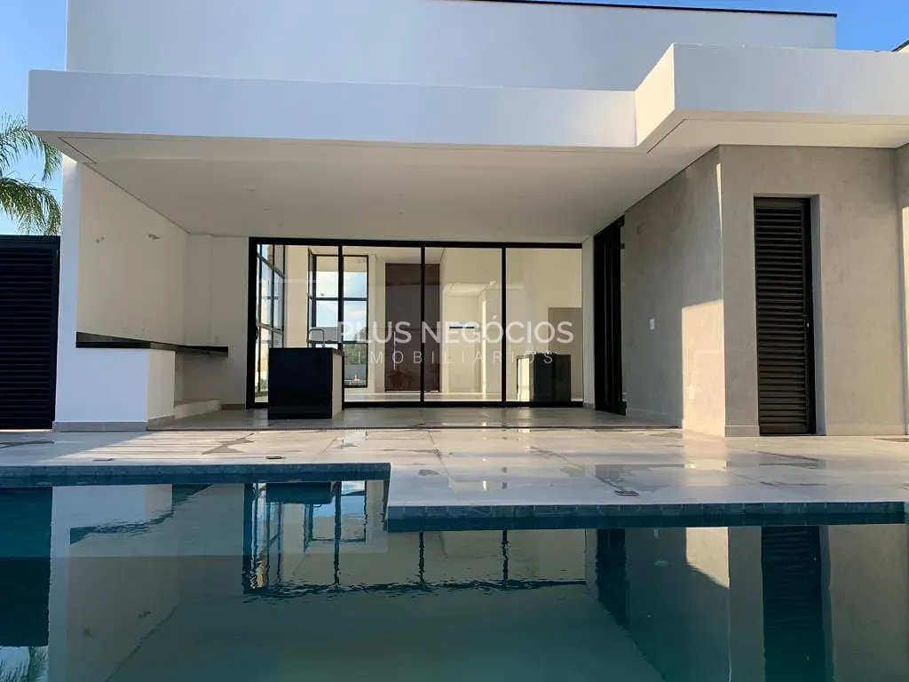 Casa, 3 quartos, 244 m² - Foto 2