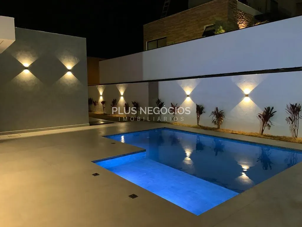 Casa, 3 quartos, 244 m² - Foto 4