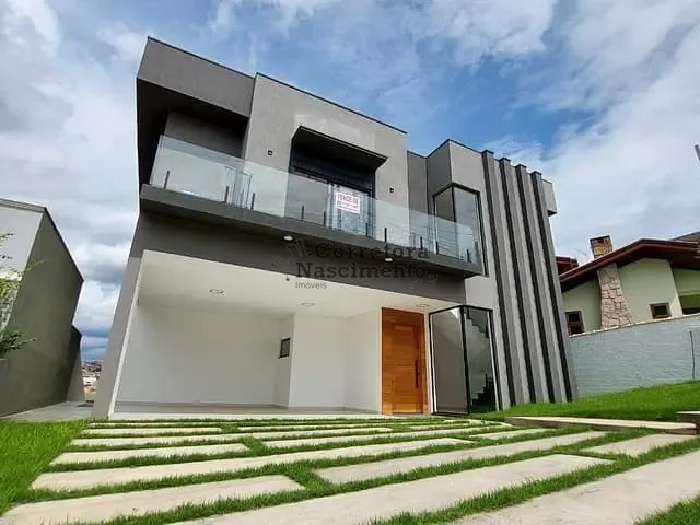Casa com 370m² 3 quartos e 4 banheiros, para alugar, no bairro Vila Zezé em Jacareí