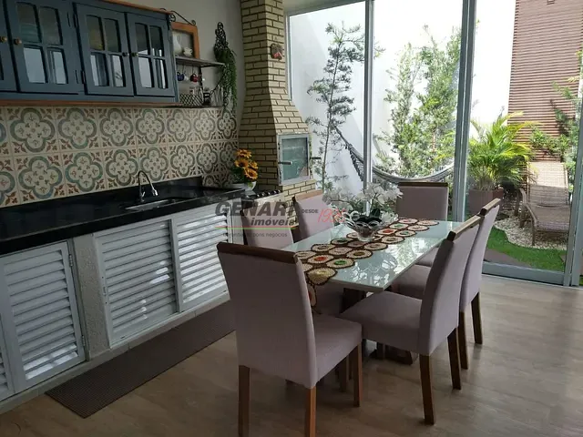 Casa com 175m² 2 quartos e 2 banheiros, à venda, no bairro Jardim Residencial Nova Veneza em Indaiatuba