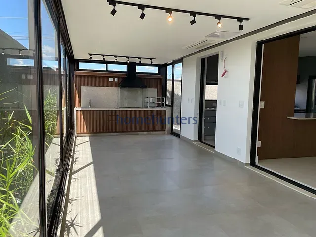 Casa 3 quartos e 5 banheiros, à venda, no bairro Sousas em Campinas