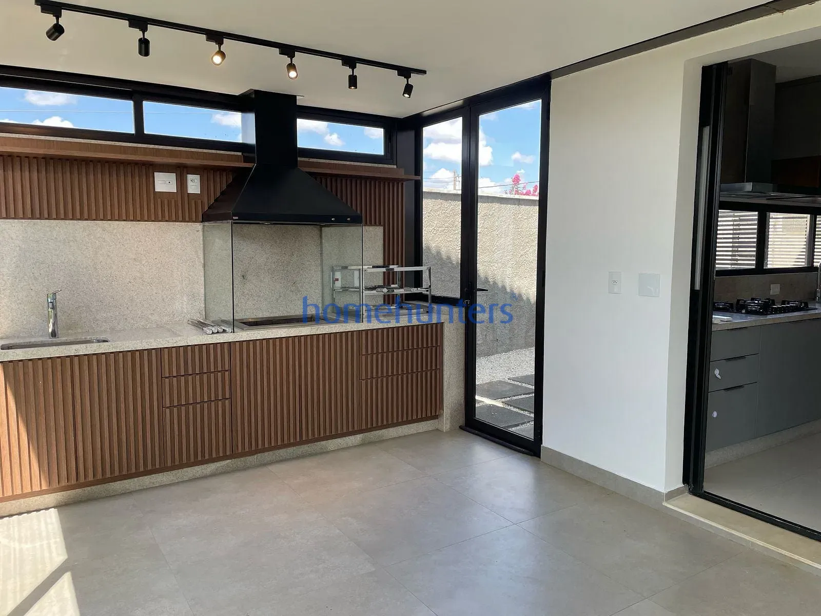 Casa, 3 quartos, 209 m² - Foto 4