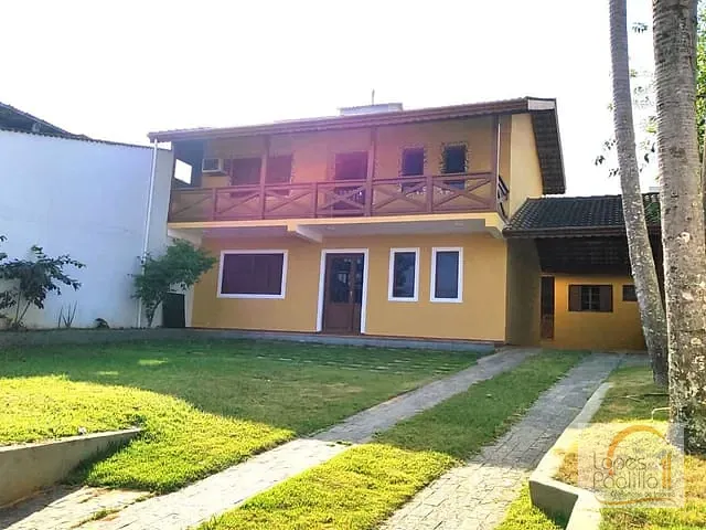 Casa com 390m² 3 quartos e 3 banheiros, à venda, no bairro Vila Thais em Atibaia