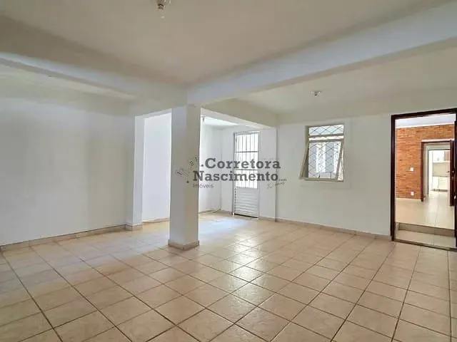 Casa 3 quartos e 2 banheiros, à venda, no bairro Centro em Jacareí