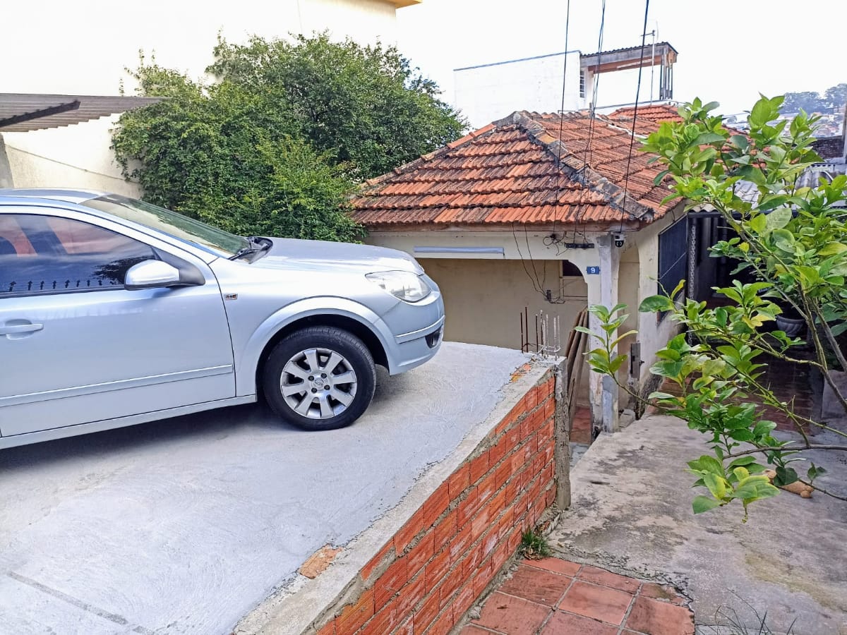 Foto do Casa-Casa tipo para venda em Vila Domitila com 2 quartos, sendo 1 suíte, 155m²