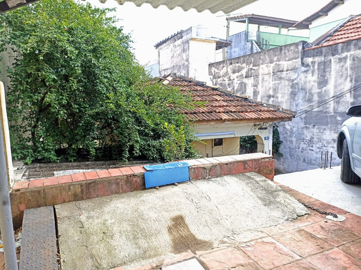 Foto do Casa-Casa tipo para venda em Vila Domitila com 2 quartos, sendo 1 suíte, 155m²